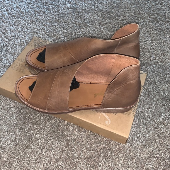 Free People Mont Blanc Sandal in Brown - Picture 4 of 8
